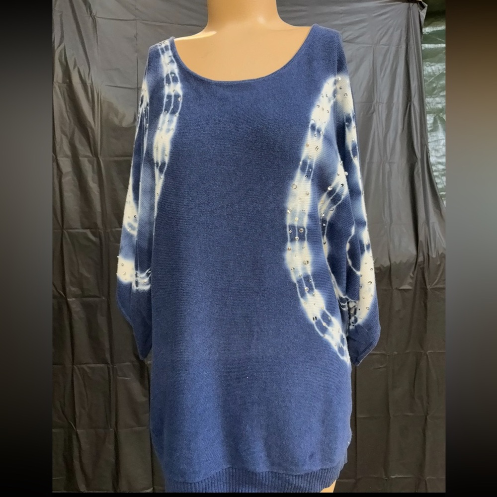 INC International Concepts Navy and White Sweater